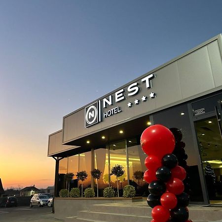 Hotel Nest ビイェリナ エクステリア 写真