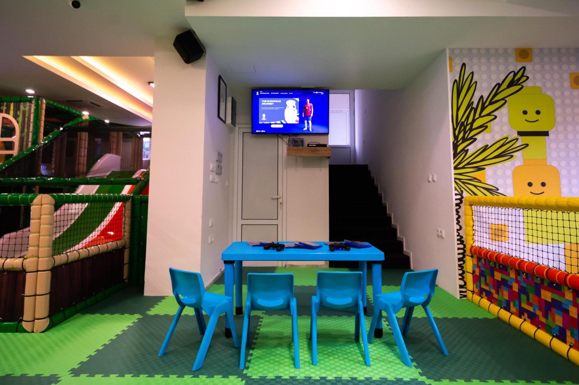 Hotel Nest ビイェリナ エクステリア 写真
