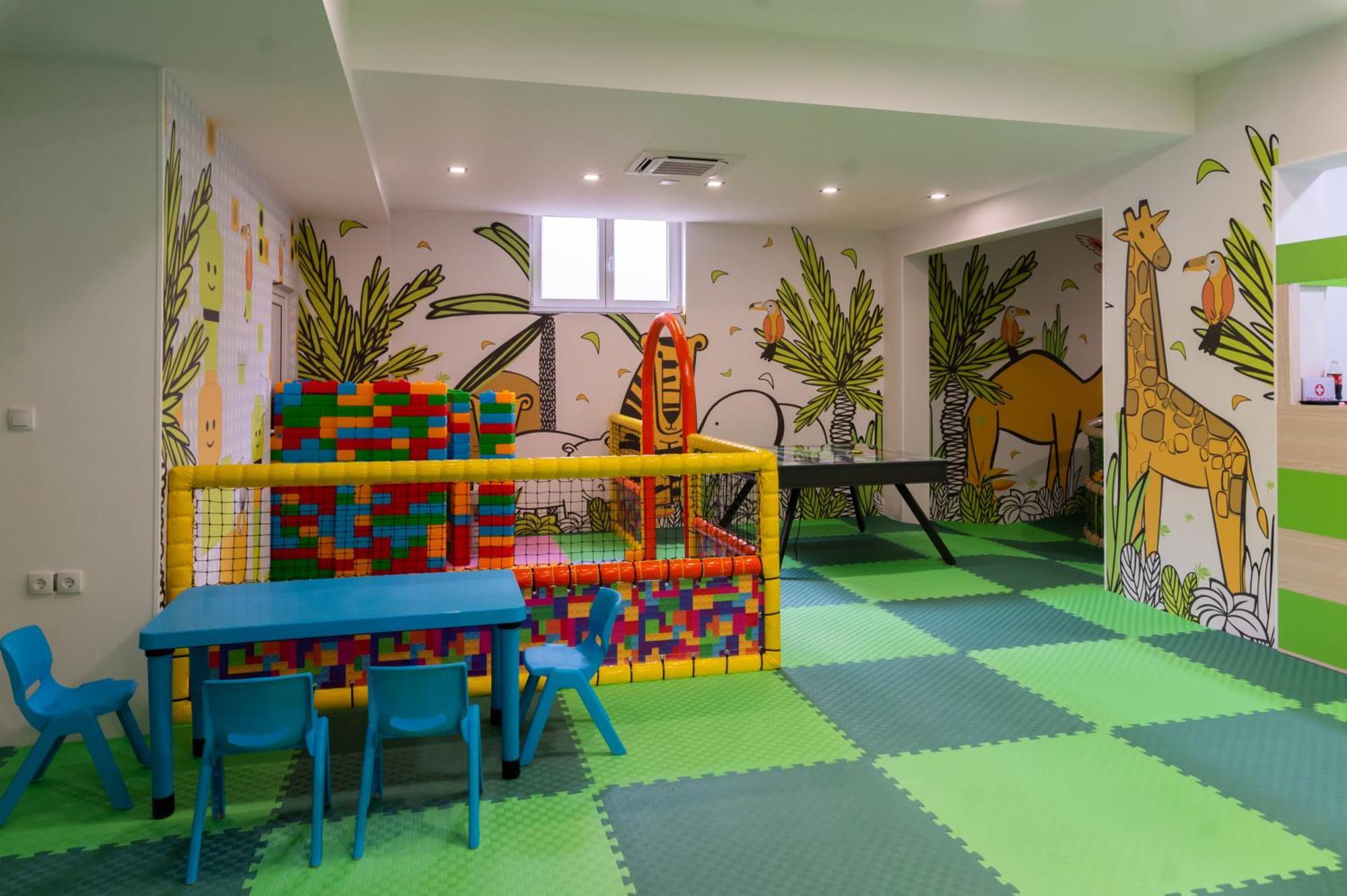 Hotel Nest ビイェリナ エクステリア 写真