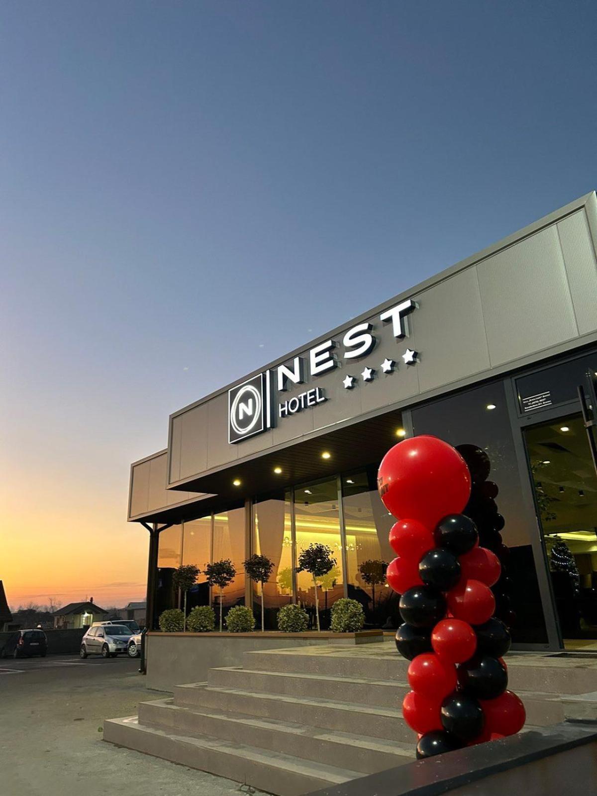 Hotel Nest ビイェリナ エクステリア 写真