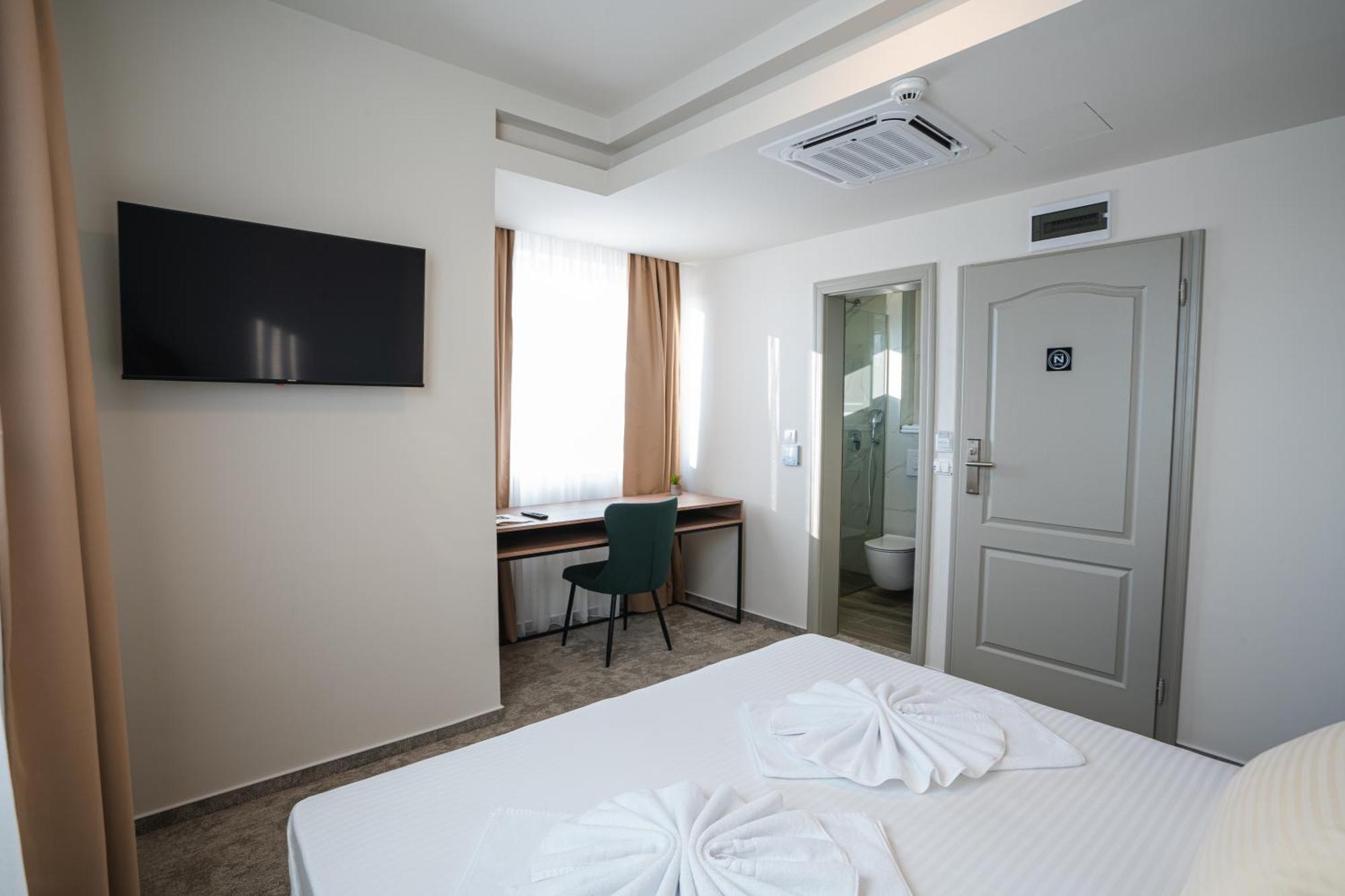 Hotel Nest ビイェリナ エクステリア 写真
