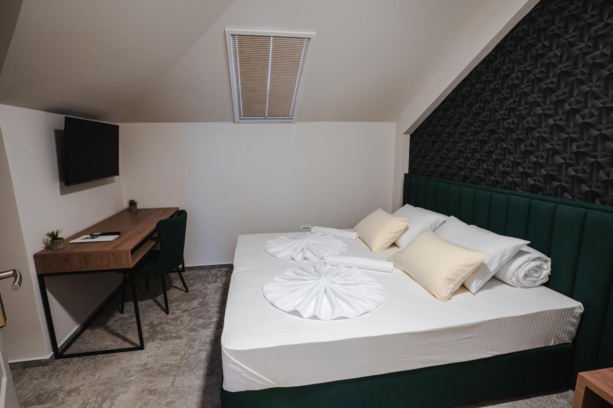 Hotel Nest ビイェリナ エクステリア 写真