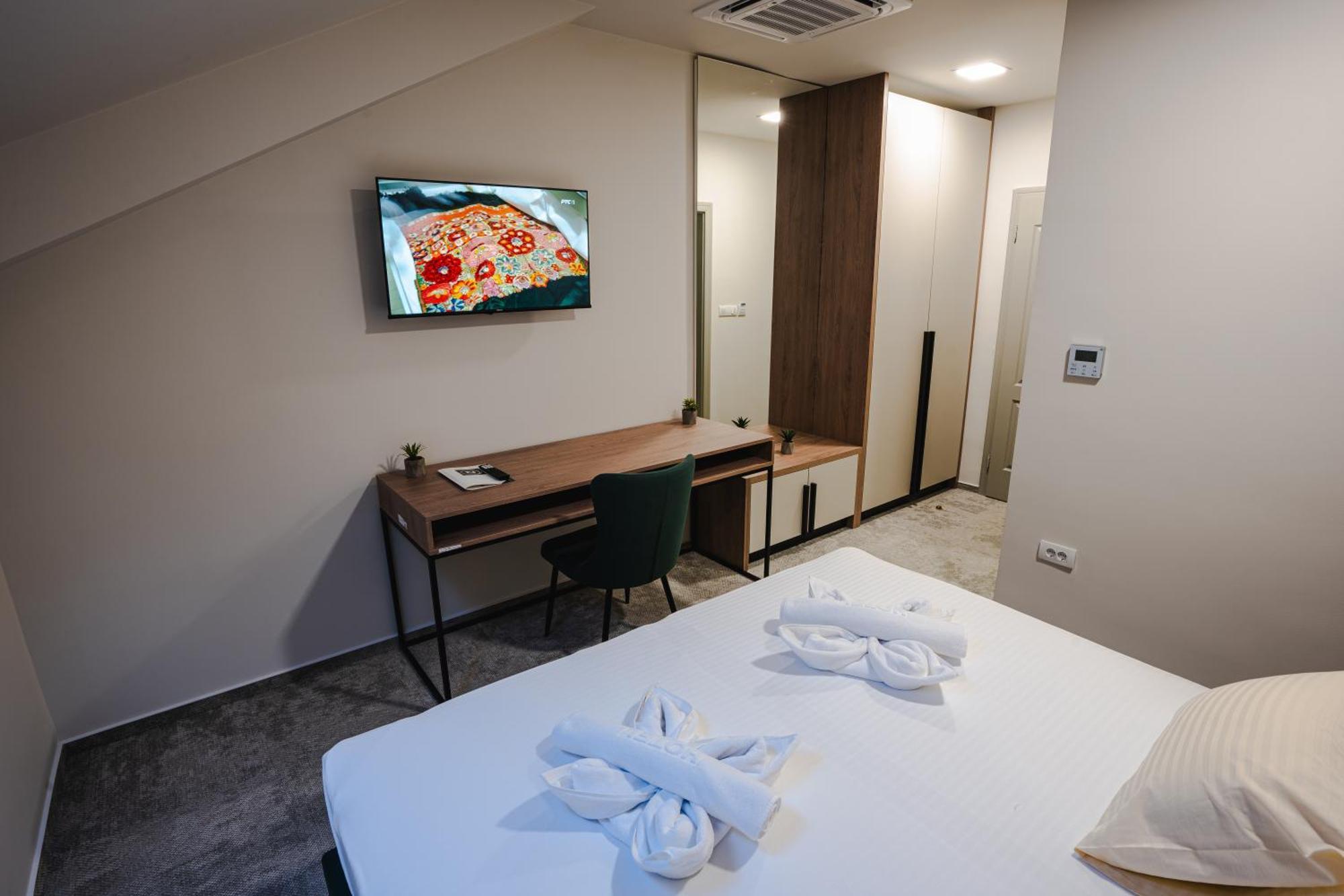 Hotel Nest ビイェリナ エクステリア 写真